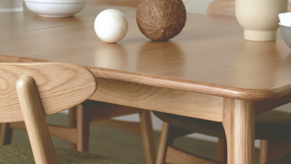 | oak extension dining table | OW1384